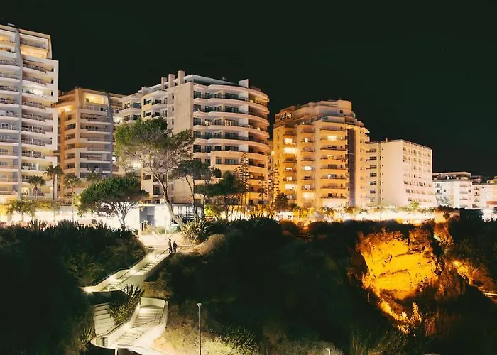 Da Rocha, Wi-fi Gratuito By S&bp Apartamento Portimão